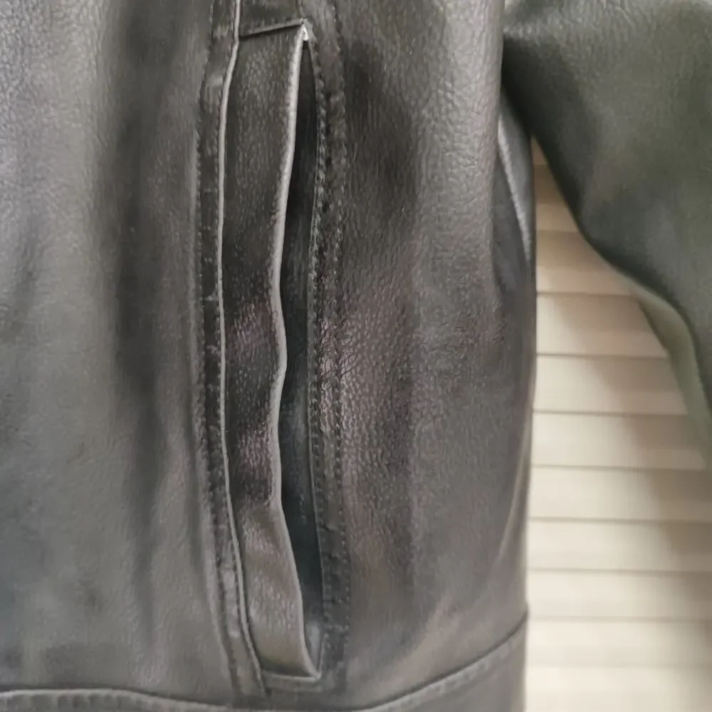 GUESS Men's Faux Leather Moto Jacket Black - Size Large - Full Zip